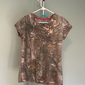 Realtree Women's Camouflage Short Sleeve Tee